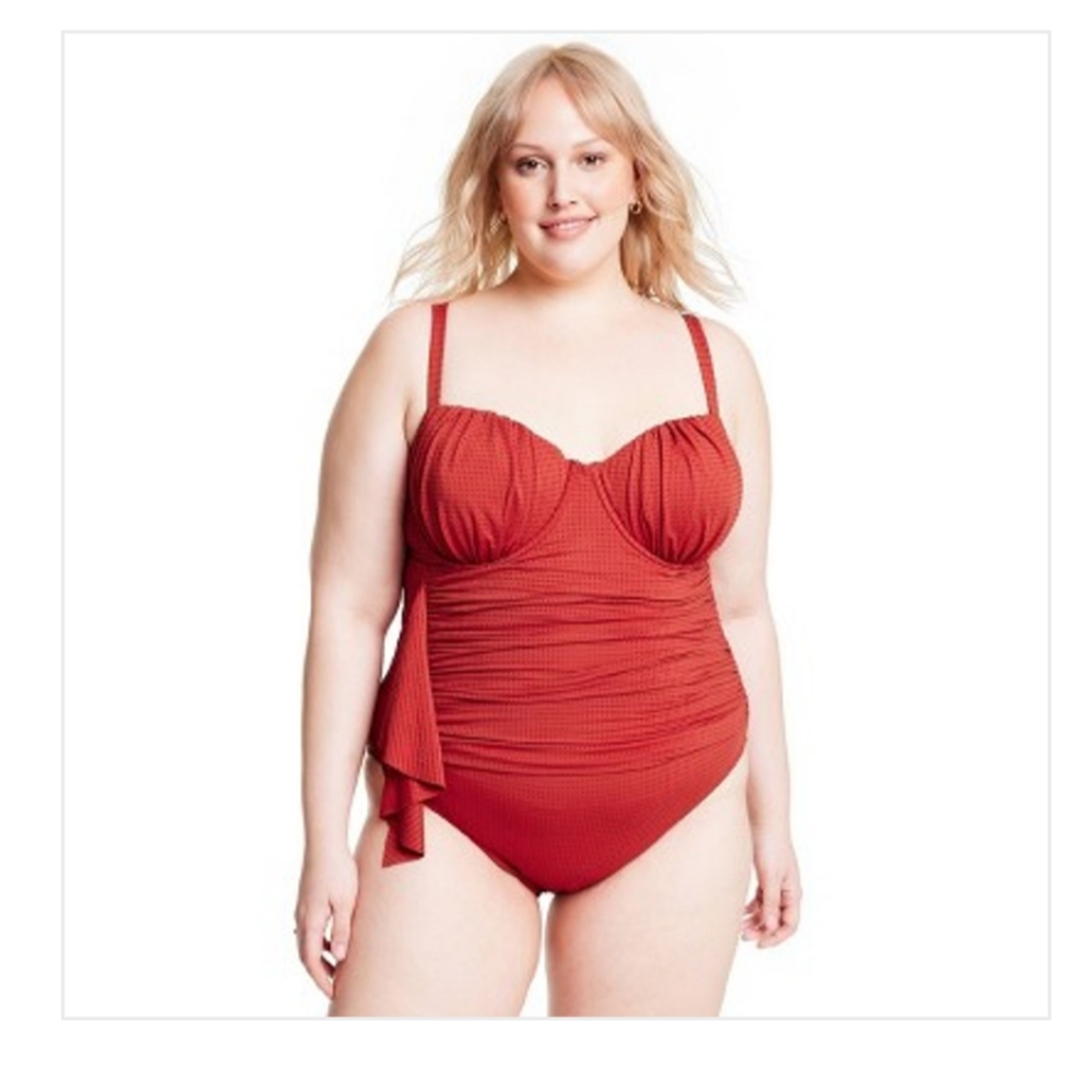 Embossed Dot Ruffle Medium Coverage One Piece Swimsuit - RHODE Red